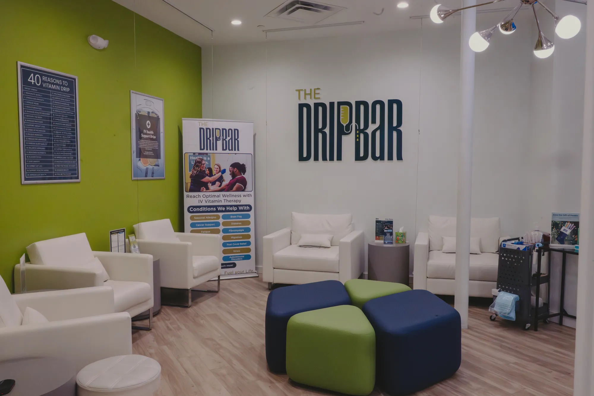 The DRIPBaR Edina lounge